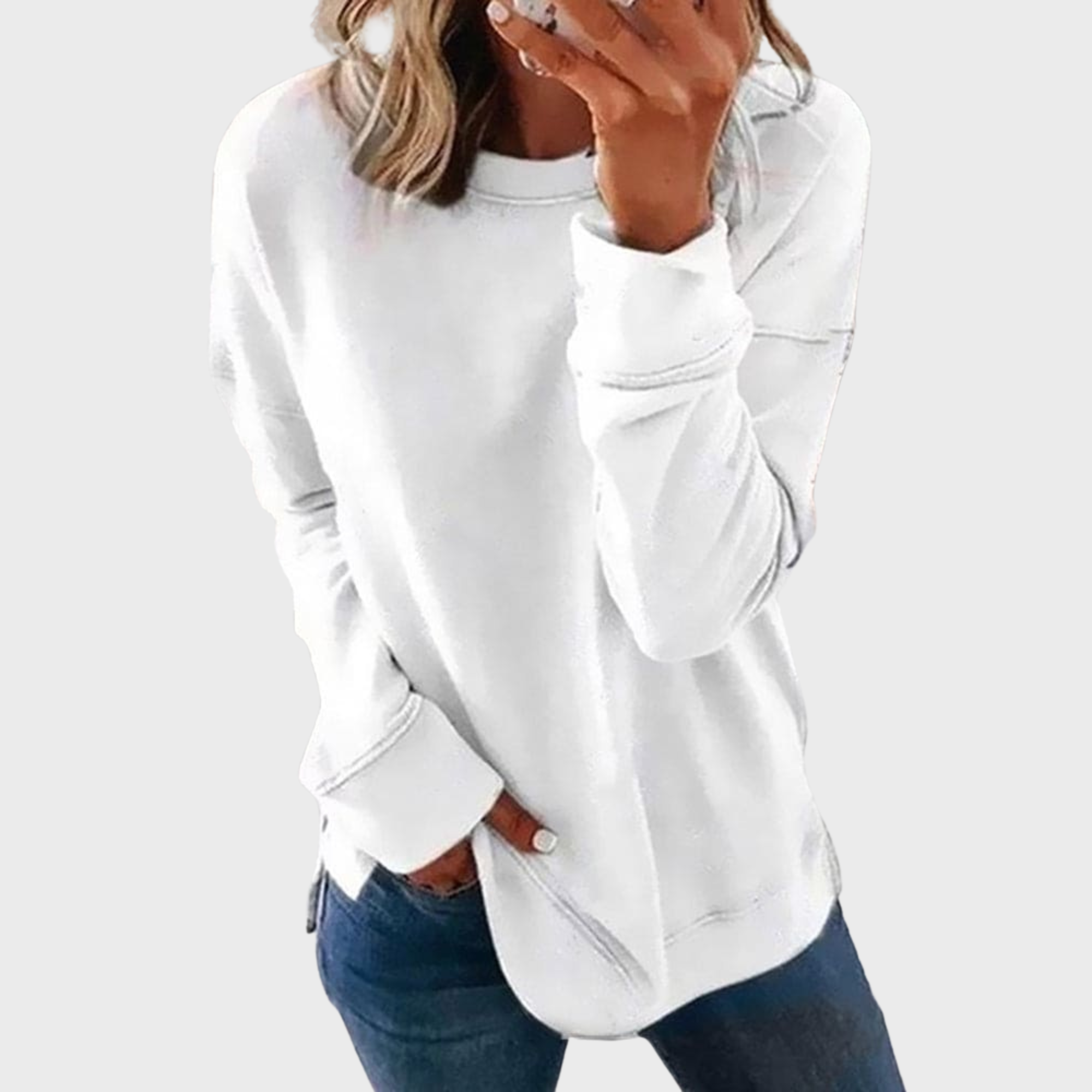 Elizabeth | Casual style with a solid-colored sweater