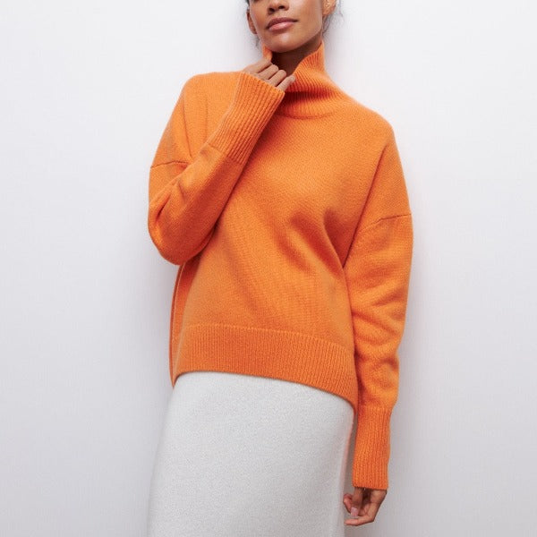 Klára | Elegant Knitted Turtleneck for Cold Days