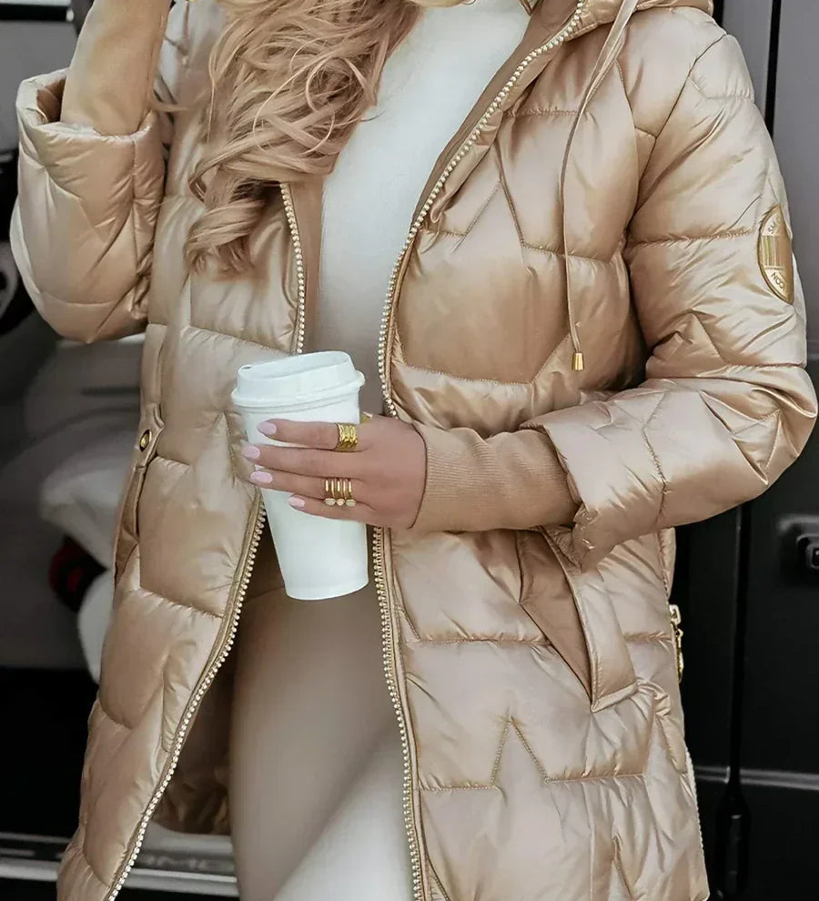 Renata™ | Ključna jakna koja definiše zimsku eleganciju.
